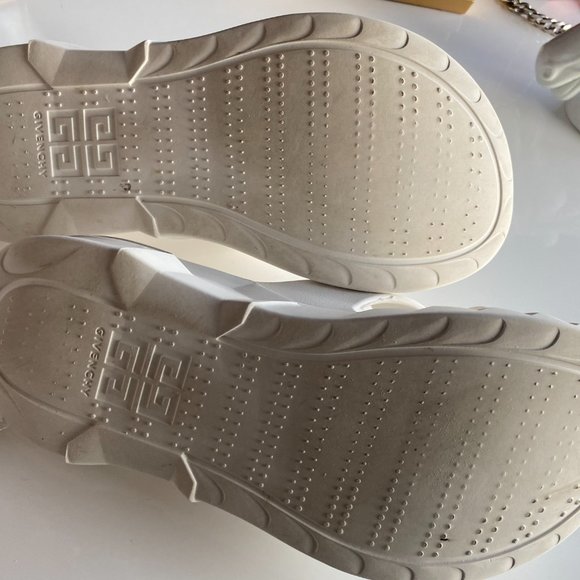 Givenchy Marshmallow Sliders White main image 6